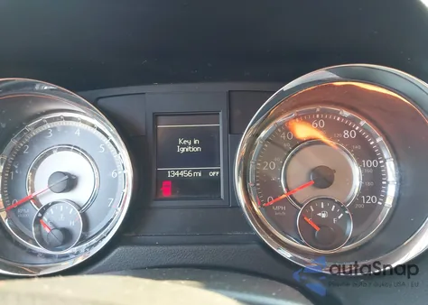 2014 Chrysler Town & Country Touring from USA, damaged, VIN 2C4RC1BG5ER160385